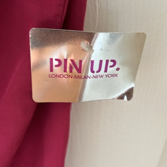 Pinup pink button up sleeveless blouse knot waist from Europe - Picture 2 of 6